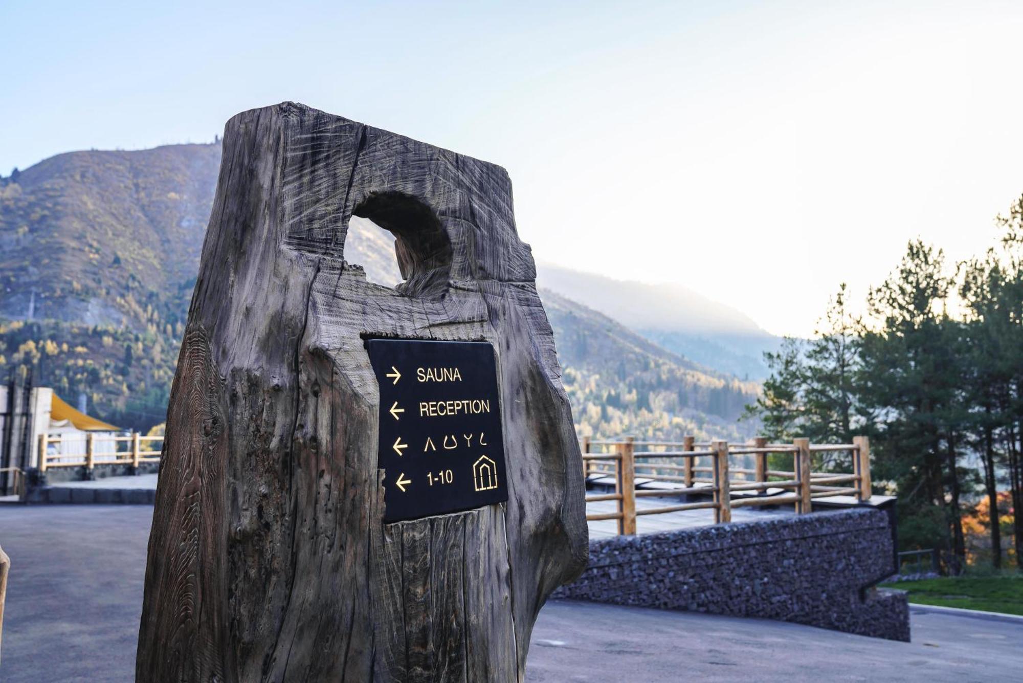Qazaq Auyl Eco Hotel Almaty Exterior photo